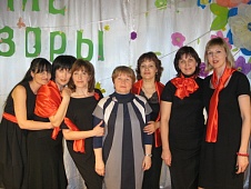 Ансамбль "Дарина" на песенном конкурсе "Весенние узоры"